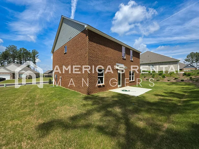 605 Acorn Ct — Photo 33