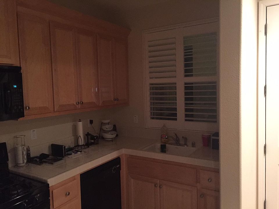2nd image of 811 S Amor St