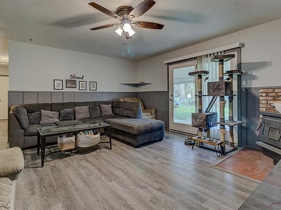 4th image of 42931 Haven Dr