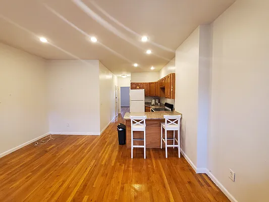 Rented by Ideal Properties Group | media 8