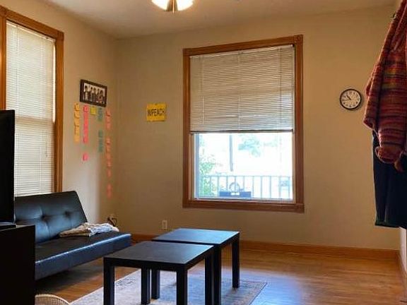 2nd image of 714 8th St SE #1
