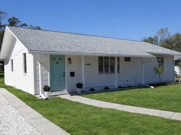 1406 28th St W, Bradenton, FL 34205