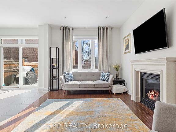 3rd image of 7 Goldthread Ter