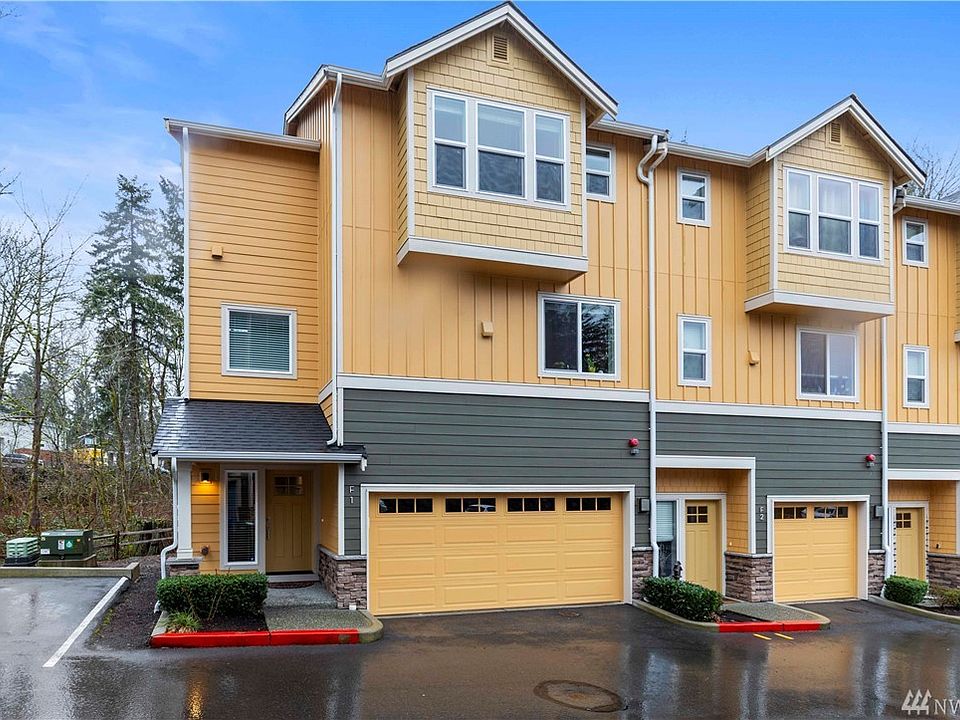 Beautiful End Unit! Great Privacy! Backs to Green Belt too!