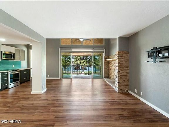4th image of 1201 E NORTHSHORE Drive #224