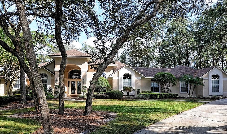 1st image of 489 Villa Nova Point