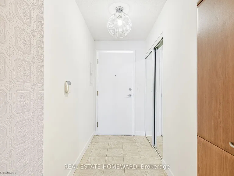 36 Lee Centre Dr #2615 — Photo 7