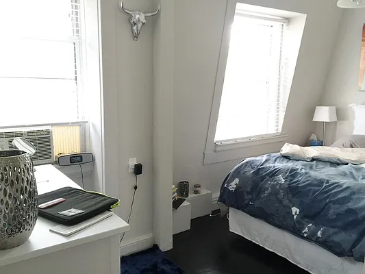 Rented by Bold New York | media 27