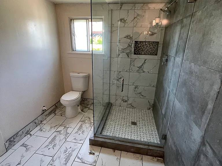 1808 E Loma Vista Dr — Photo 9
