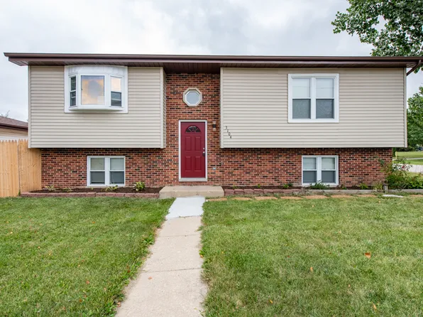 3104 15th Pl, North Chicago, IL 60064