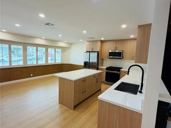 10024 Norwich Ave, Mission Hills, CA 91345