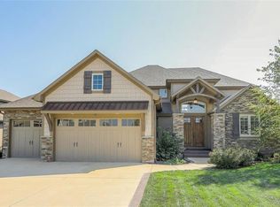 179 SW Roosevelt Rdg, Lees Summit, MO 64081