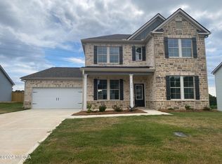 304 Davids Place Dr, Warner Robins, GA 31088