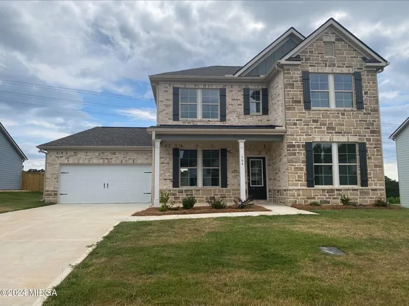304 Davids Place Dr, Warner Robins, GA 31088