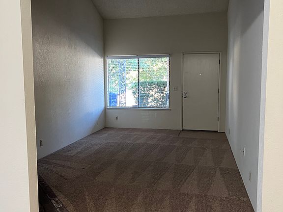 3rd image of 8132 Sunrise East Way
