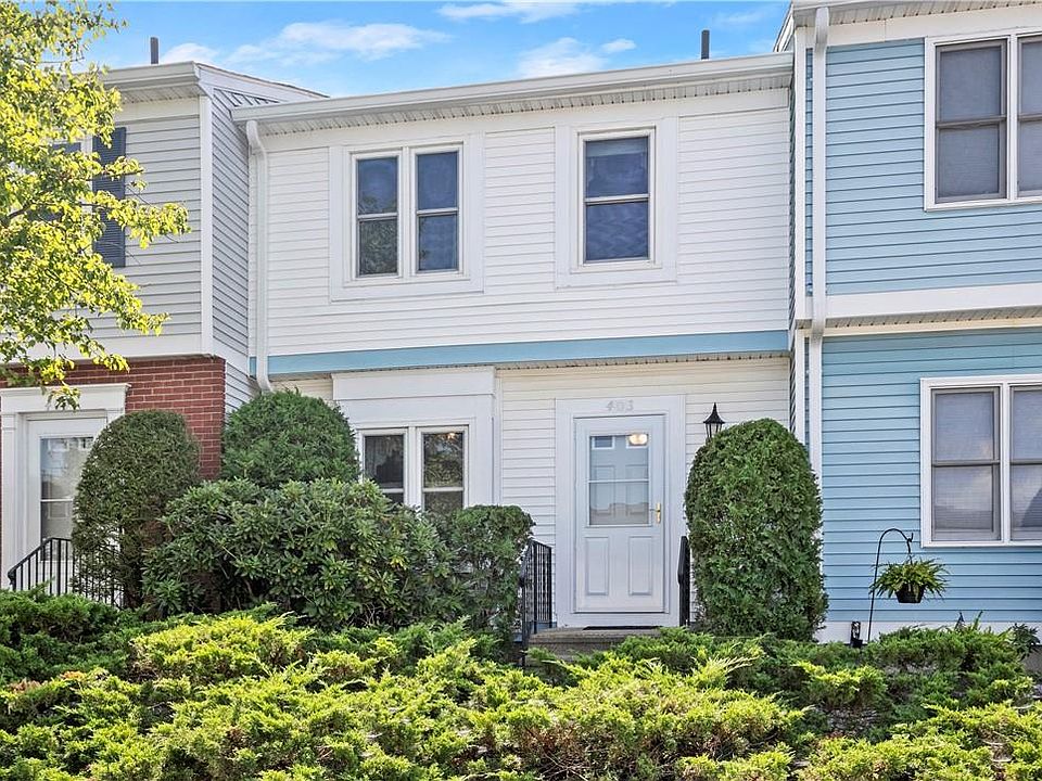 1st image of 403 Williamsburg Drive