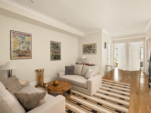 94 Douglass Street image 34 of 43