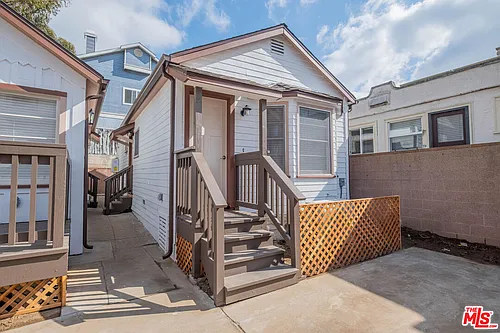 216 N Catalina Ave #E Photo 1