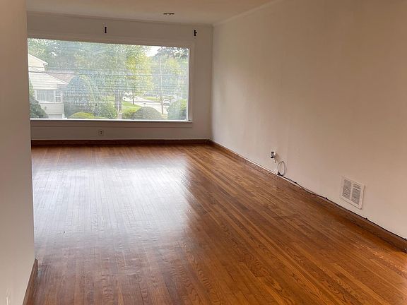 4th image of 66 Laron Drive