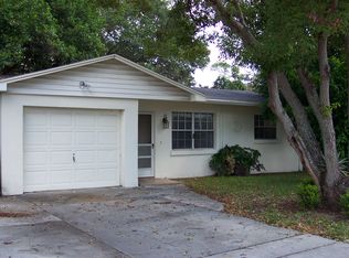 180 2nd St SW, Largo, FL 33770