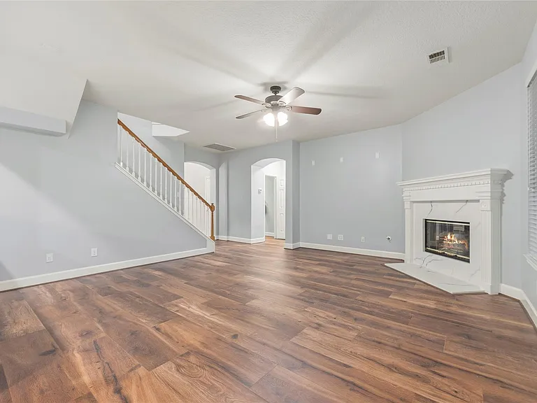 16315 Madewood St — Photo 8