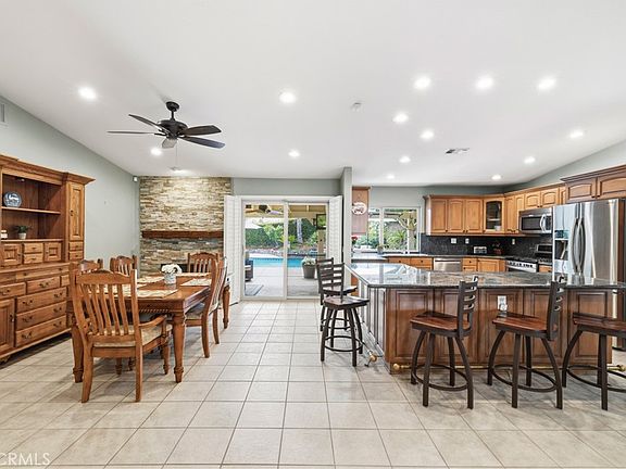 4th image of 28362 Contessa Ave