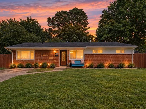 752 Lynch Ln, Virginia Beach, VA 23455