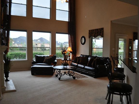 5th image of 2621 Mesa Verde Dr