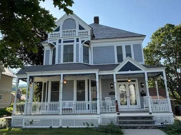 32 Summer St, Adams, MA 01220