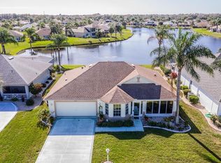 2333 Emerald Lake Dr, Sun City Center, FL 33573