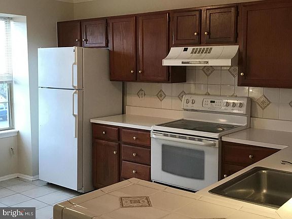 2nd image of 15170 Wentwood Ln