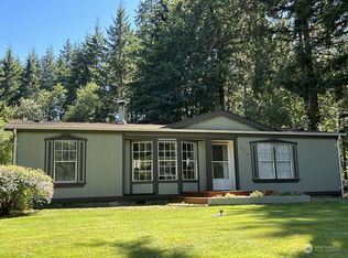 3216 SE Parakeet Ln, Pt Orchard, WA 98367