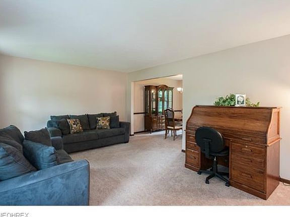 2nd image of 18528 Bishop Ln