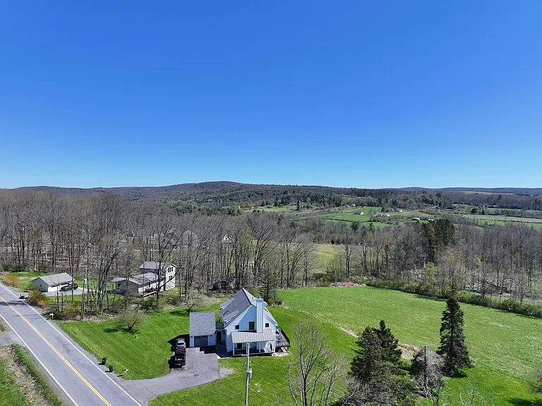 1100 Snyder Hill Rd — Photo 24