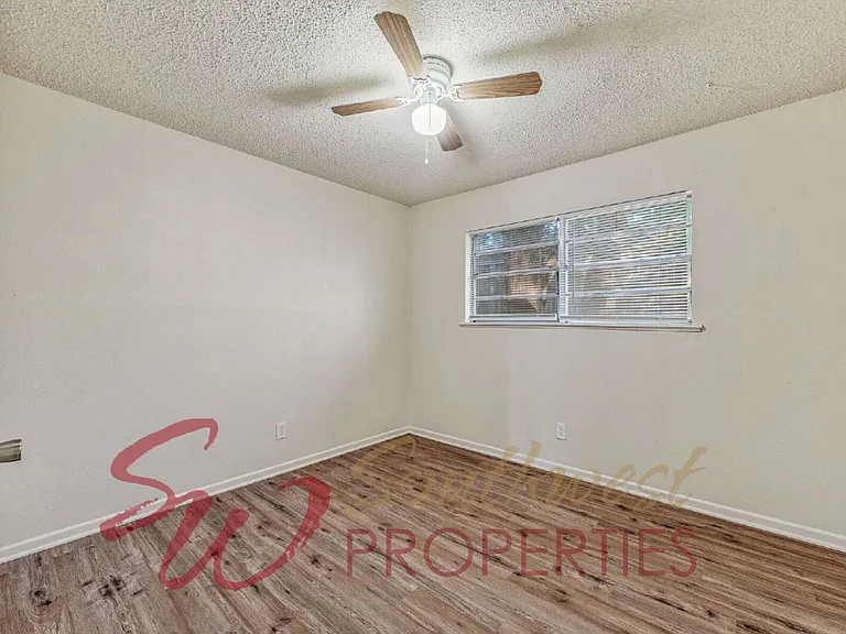 1373 W McNeill St #B — Photo 11