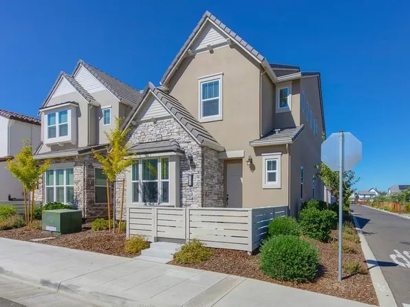 2375 Veterans First Ave, Sacramento, CA 95818