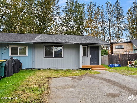 3rd image of 7640 Pleasure View Cir