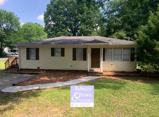 800 E May St, Calhoun, GA 30701