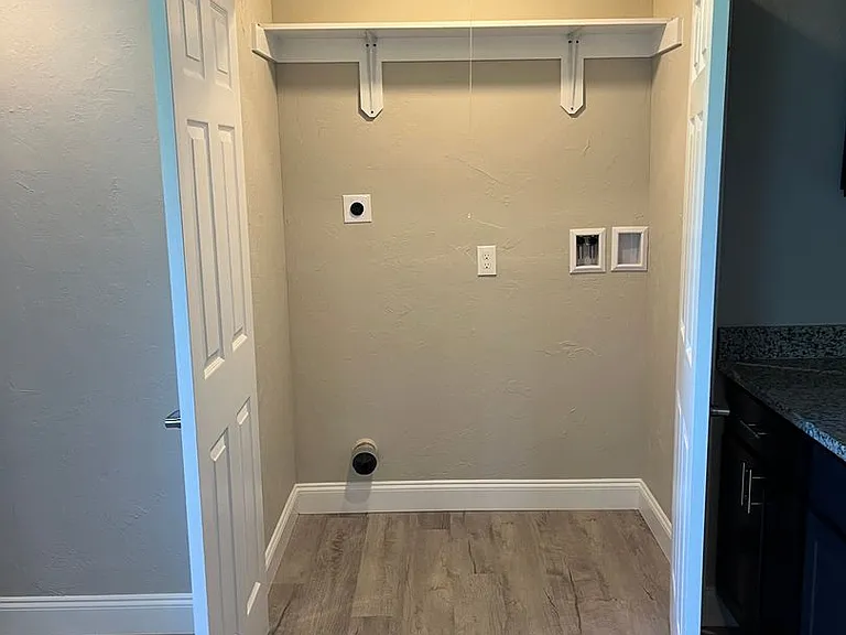 Salem Run Apartments - Phase 1 — Photo 33