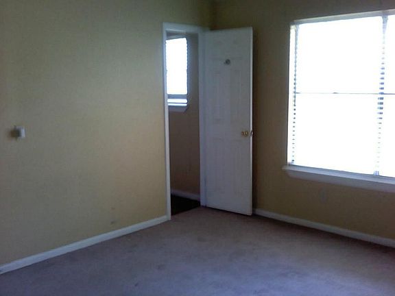 3rd image of 12551 Saint Michel Dr