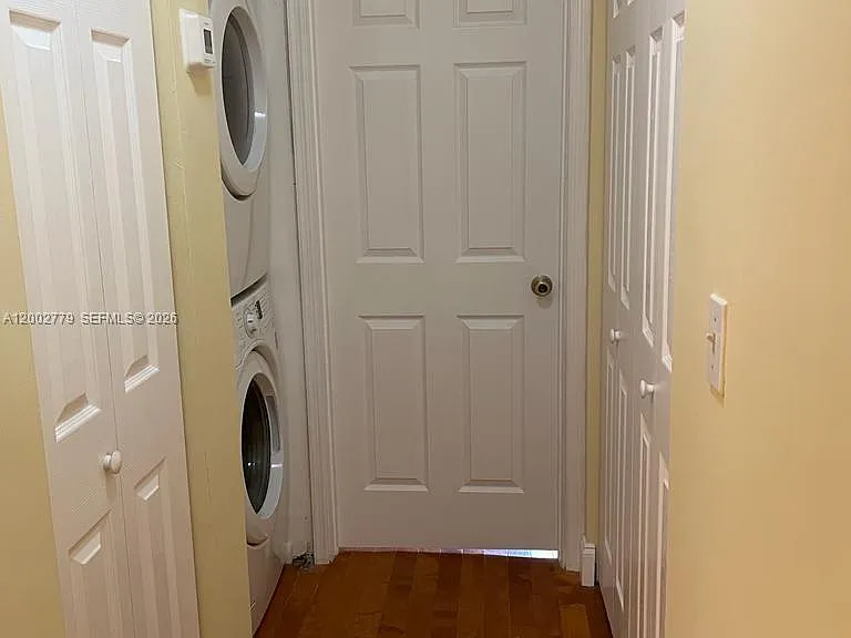81 SW 3rd St #81 — Photo 26