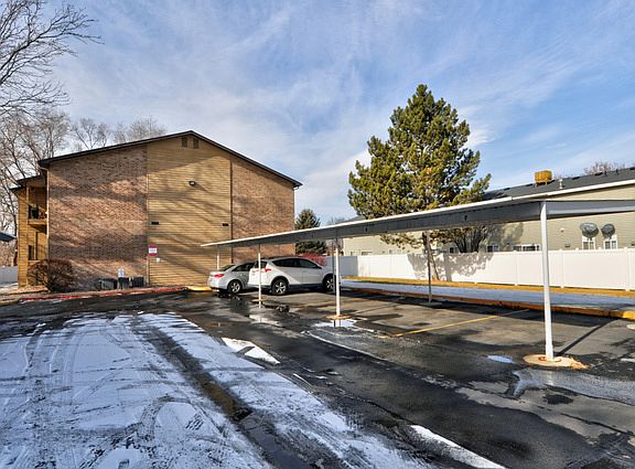 2nd image of 808 E Cedar Pine Ct APT 30
