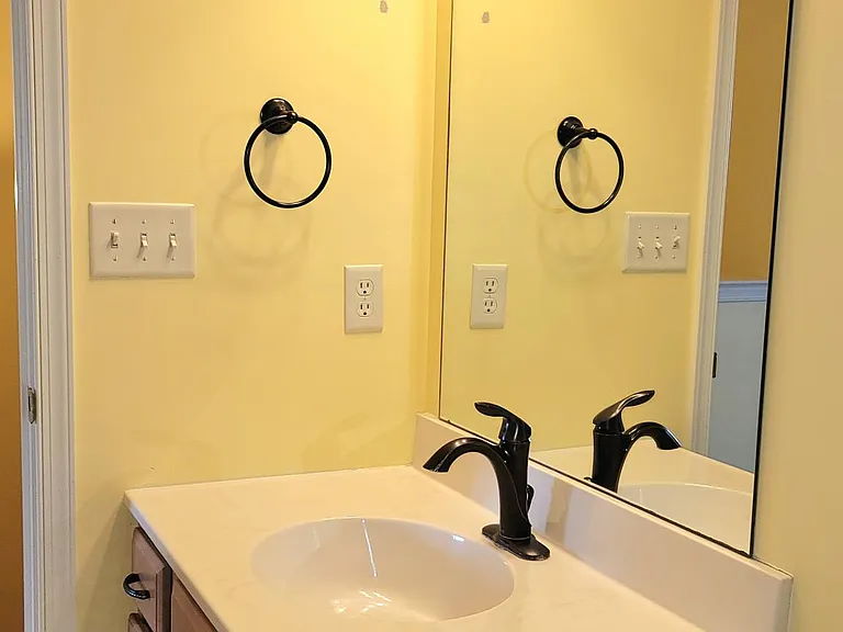 192 Old Schoolhouse Ln — Photo 27