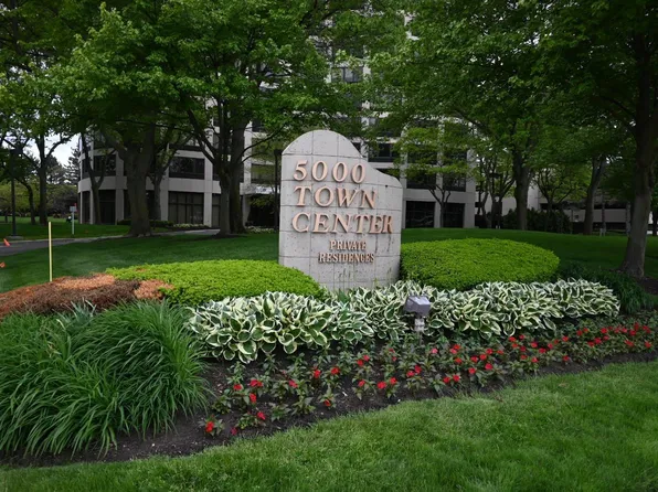 5000 Town Ctr Suite 801, Southfield, MI 48075