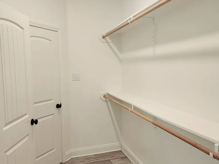 931 Gibson Ct — Photo 23