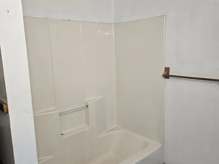 117 2nd St #1 — Photo 9