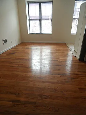 Rented by Immac Realty | media 18