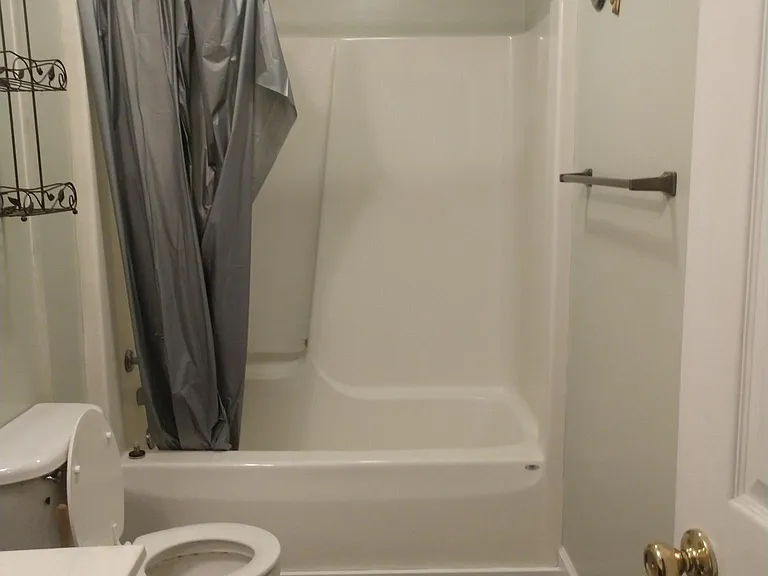 117 Lakewood Dr — Photo 8