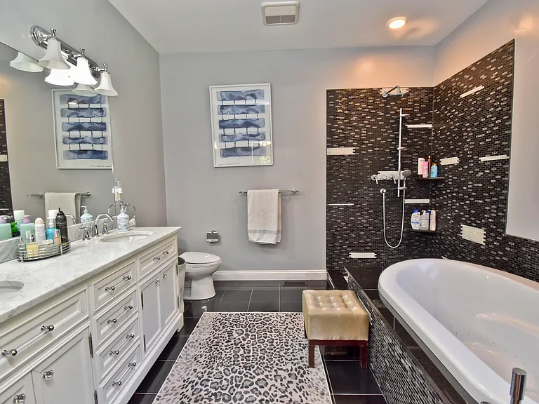 232 Maloney Ln — Photo 17