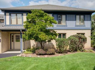 2757 Harbor Dr #2757, Joliet, IL 60431